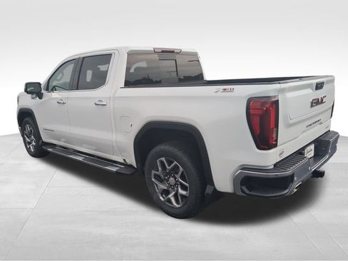 Used 2024 GMC Sierra 1500 SLT w/ SLT Premium Plus Package AWD/4WD image 3