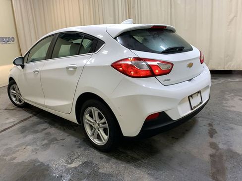 Used 2018 Chevrolet Cruze LT image 5
