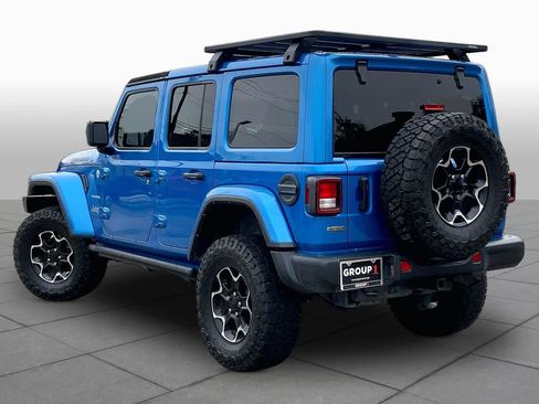 Used 2022 Jeep Wrangler Unlimited Sahara AWD/4WD image 11