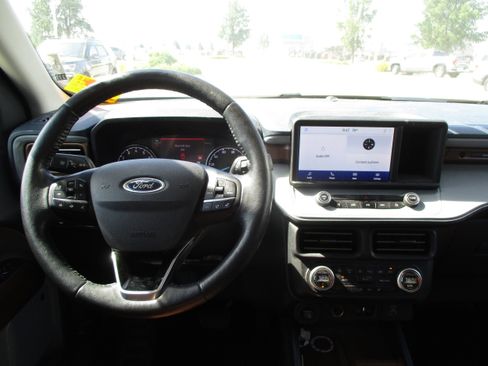 Used 2022 Ford Maverick Lariat w/ Lariat Luxury Package FWD image 10