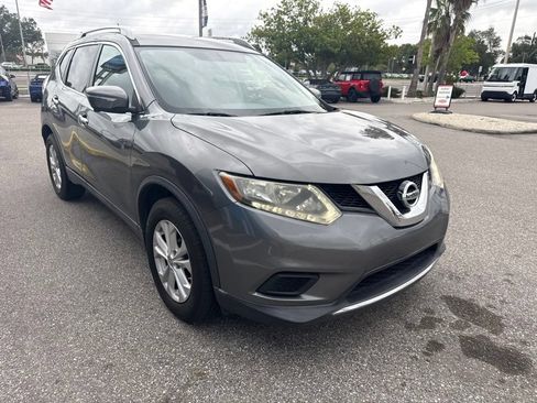 Used 2014 Nissan Rogue SV w/ SV Premium Package FWD image 3
