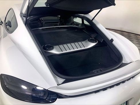 Certified 2022 Porsche 718 Cayman GT4 image 24