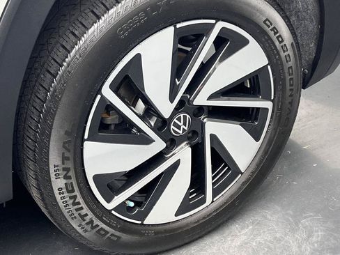 Used 2024 Volkswagen Atlas SE FWD image 38