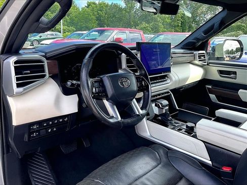 Certified 2022 Toyota Tundra Capstone AWD/4WD image 8