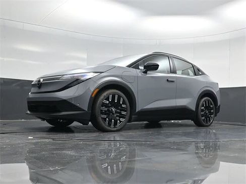 New 2026 Nissan Leaf Platinum+ w/ Floor Mat Package (Platinum+) FWD image 28