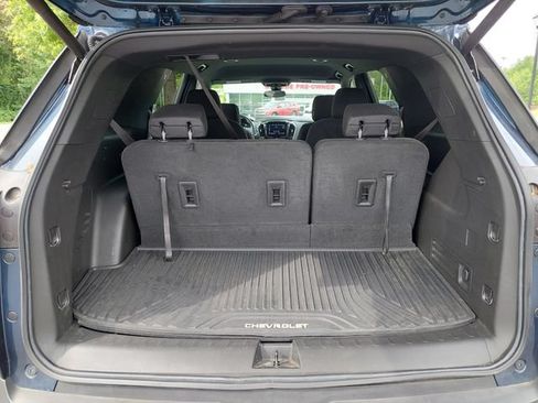 Used 2023 Chevrolet Traverse LT AWD/4WD image 32