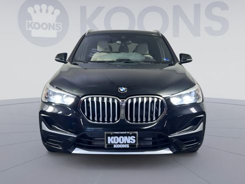 Used 2022 BMW X1 xDrive28i AWD/4WD image 4