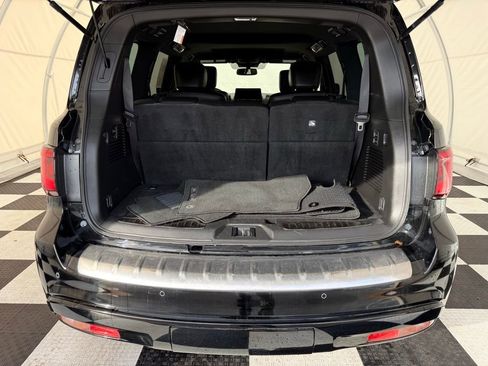Used 2023 INFINITI QX80 Luxe image 5