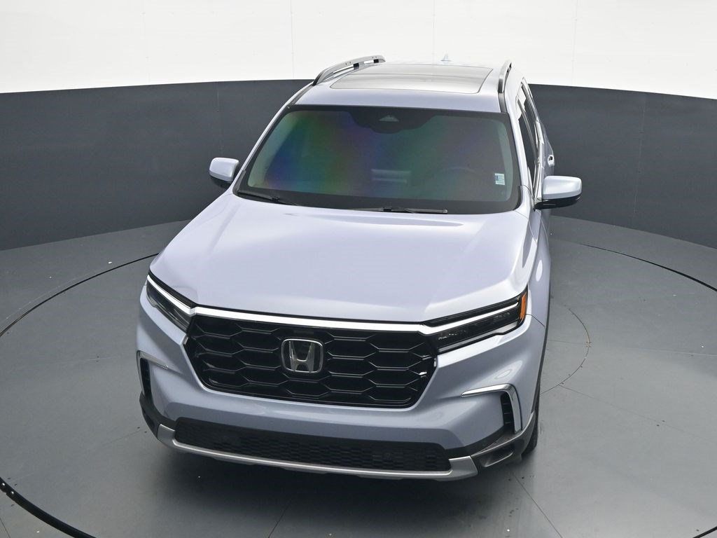 Used 2025 Honda Pilot Touring image 33