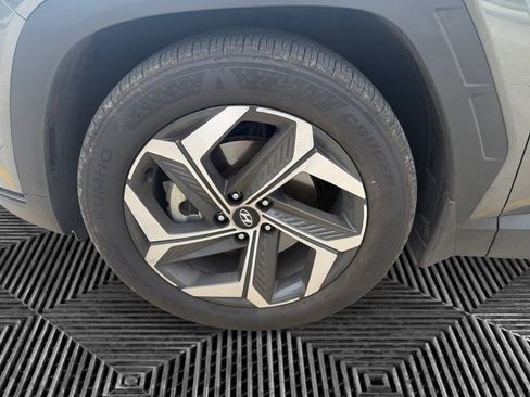 Certified 2023 Hyundai Tucson Limited w/ Winter Package FWD image 14
