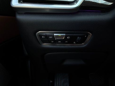 Used 2019 BMW X5 xDrive40i w/ Premium Package image 27