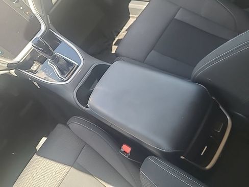 Used 2023 Subaru Outback Premium AWD/4WD image 17