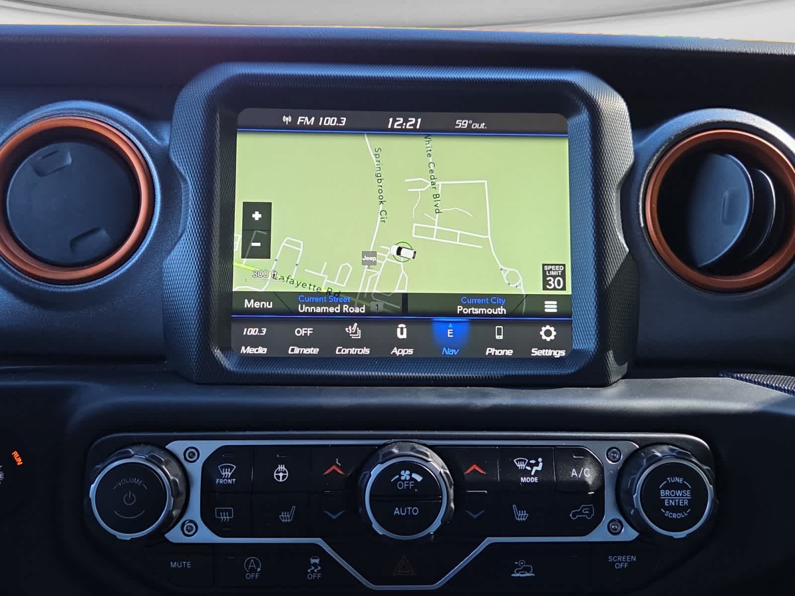 Used 2023 Jeep Gladiator Mojave w/ LED Lighting Group AWD/4WD image 13