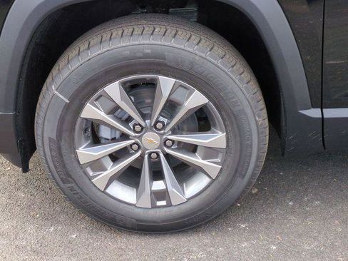 New 2026 Chevrolet Equinox LT w/ Convenience Package II image 32