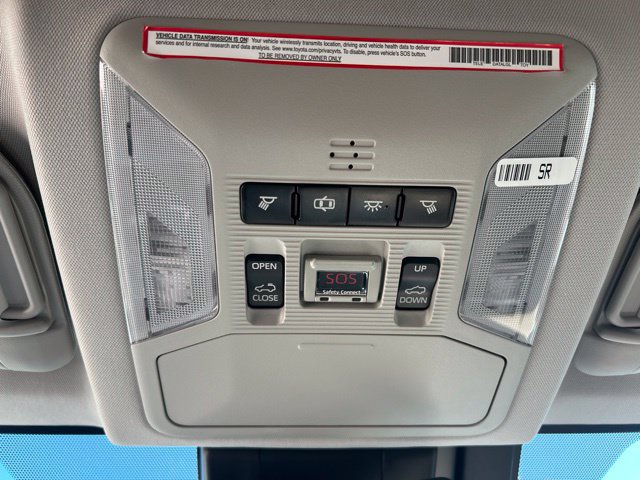 Used 2019 Toyota RAV4 Limited w/ Cold Weather Package AWD/4WD image 34