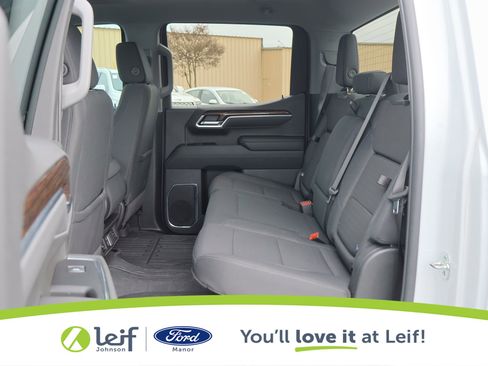 Used 2025 GMC Sierra 1500 Elevation image 27