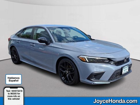Used 2022 Honda Civic Sport image 1