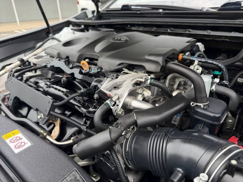 Used 2020 Toyota Camry XSE w/ Blackout Package FWD image 25