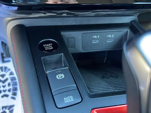 New 2026 Nissan Kicks SR w/ SR Premium Package image 23