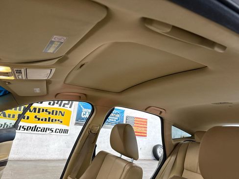 Used 2010 Honda Crosstour EX-L image 30