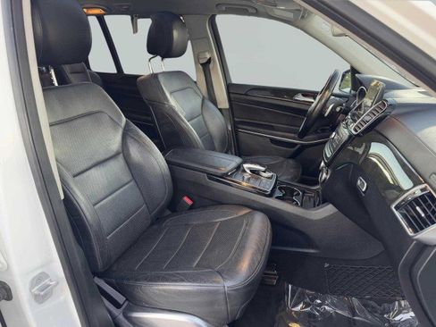 Used 2018 Mercedes-Benz GLS 550 4MATIC image 53