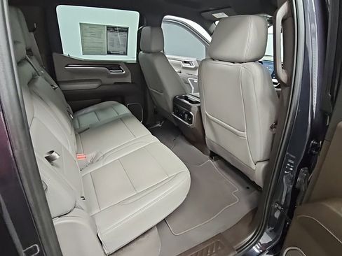 Used 2023 GMC Sierra 1500 SLT w/ SLT Premium Package image 38