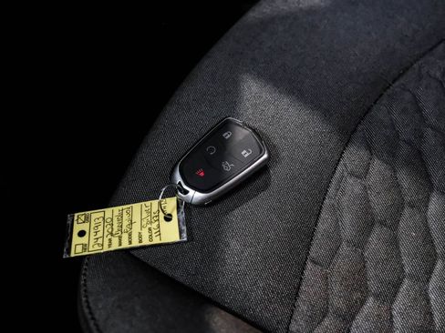 Used 2020 Chevrolet Equinox LT AWD/4WD image 60