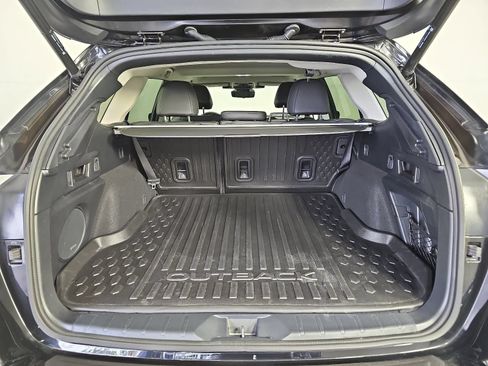 Used 2023 Subaru Outback Touring AWD/4WD image 12