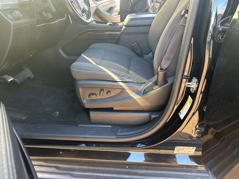 Used 2016 Chevrolet Tahoe LS image 22