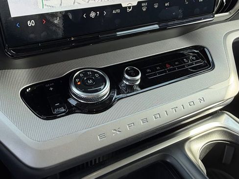 New 2026 Ford Expedition Max Active RWD image 24