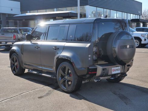 Used 2024 Land Rover Defender 110 Carpathian Edition image 7