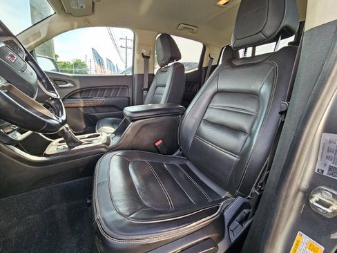 Used 2022 GMC Canyon Denali AWD/4WD image 3
