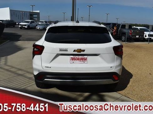 New 2026 Chevrolet Trax LT w/ LT Convenience Package image 8