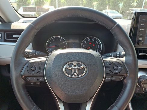 Certified 2019 Toyota RAV4 XLE Premium w/ Cold Weather Package AWD/4WD image 19
