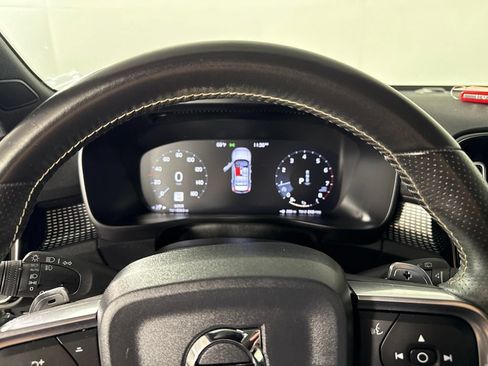 Used 2020 Volvo XC40 T4 R-Design w/ Protection Package Premier FWD image 25