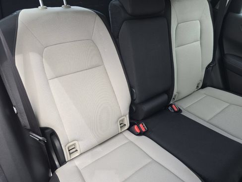 Used 2024 Honda CR-V LX image 19