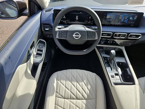 New 2026 Nissan Sentra SL FWD image 9
