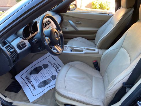 Used 2006 BMW Z4 3.0si image 28