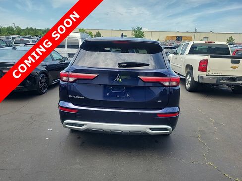 Used 2022 Mitsubishi Outlander SE FWD image 4