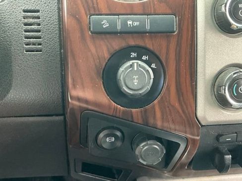 Used 2015 Ford F350 Lariat w/ Lariat Interior Package image 14