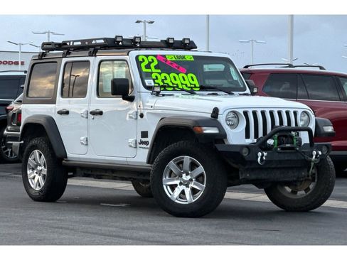 Used 2022 Jeep Wrangler Unlimited Sport image 2