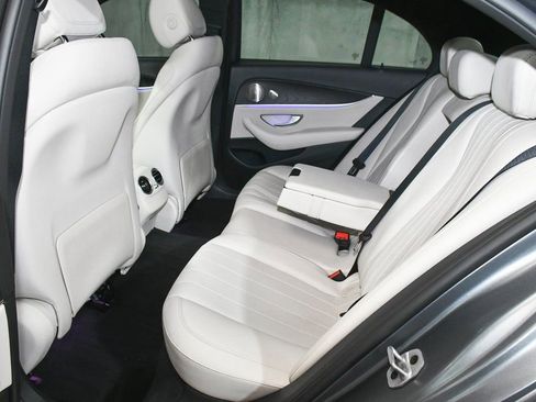 Used 2022 Mercedes-Benz E 450 4MATIC Sedan w/ Night Package image 52