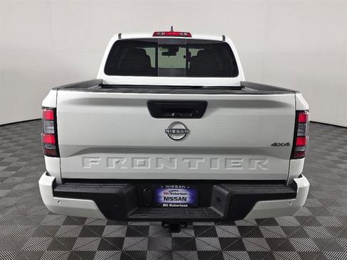 New 2026 Nissan Frontier SV image 5