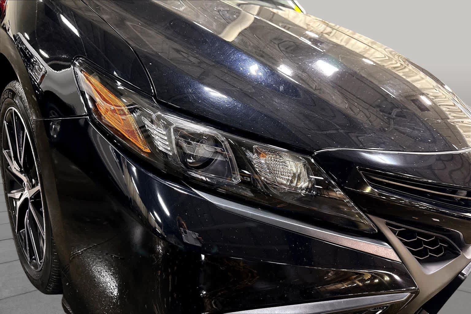 Used 2024 Toyota Camry SE w/ Cold Weather Package AWD/4WD image 28