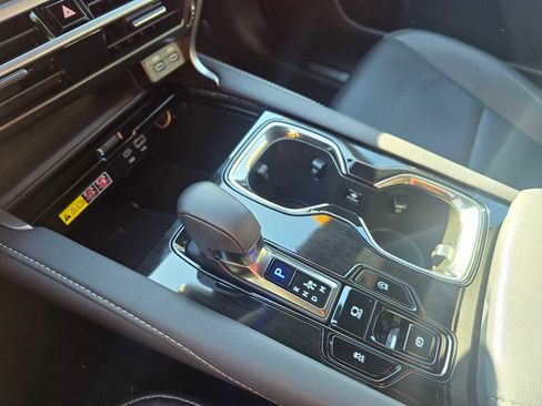 Used 2025 Lexus RX 350 FWD w/ Technology Package image 31