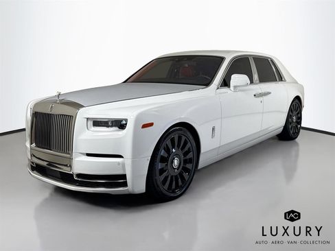 Used 2018 Rolls-Royce Phantom Sedan image 10