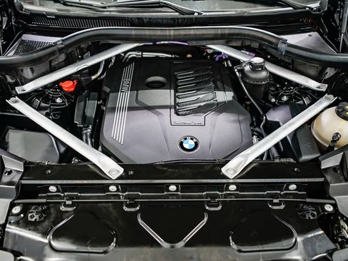 Used 2023 BMW X5 sDrive40i w/ Parking Assistance Package image 28