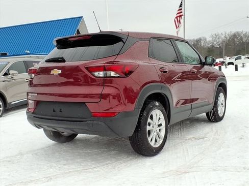 Used 2025 Chevrolet TrailBlazer LS w/ LS Convenience Package image 19