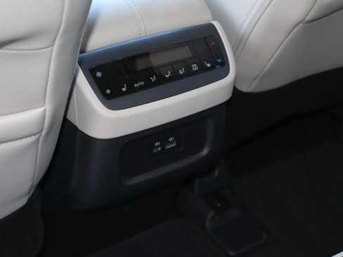 Used 2024 Nissan Pathfinder SL w/ SL Premium Package AWD/4WD image 20