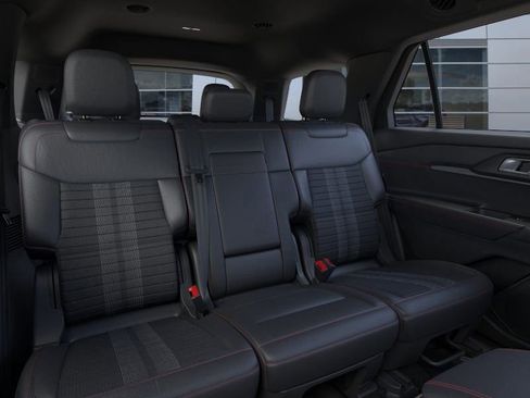 New 2026 Ford Explorer ST-Line w/ ST-Line Street Pack image 12